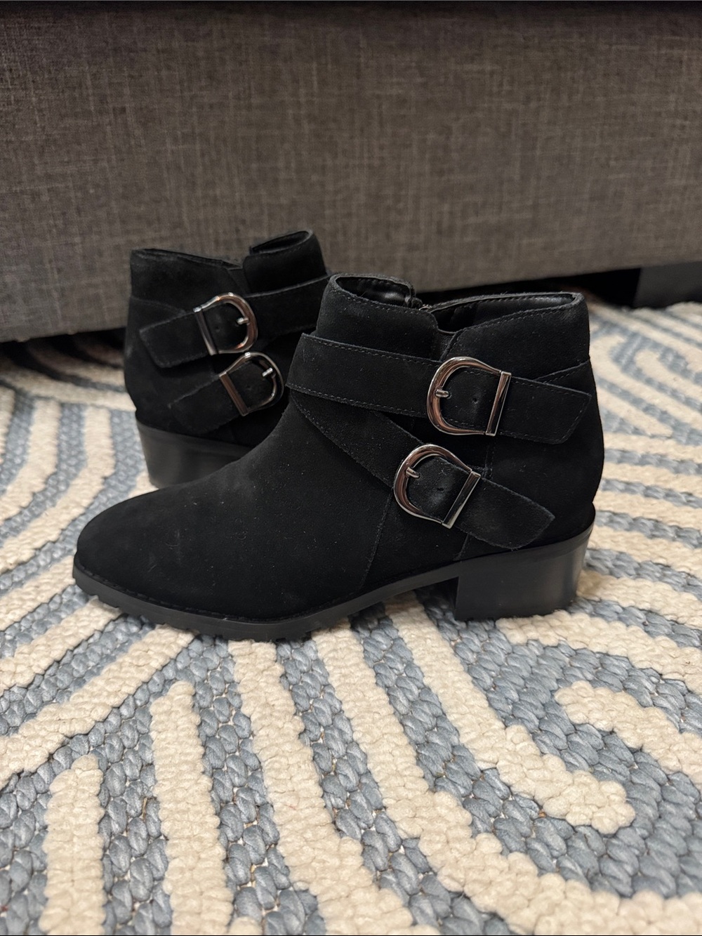 Blondo Shanna Black Waterproof Suede Double Buckle Ankle Boots Size 6